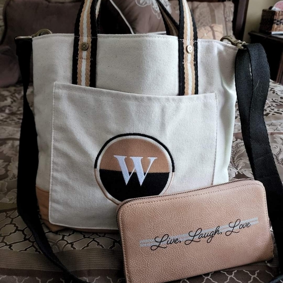 All about the Benjamins wallet - Picture 8 of 11